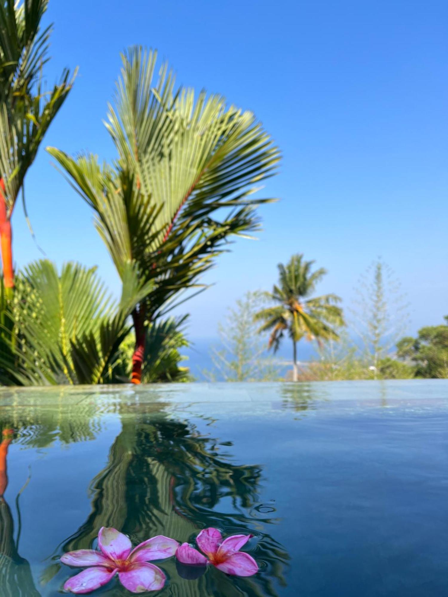 The Puncak Lombok Otel Senggigi Dış mekan fotoğraf